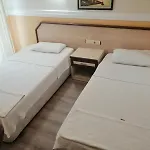 Готель Kleopatra Bebek Аланія