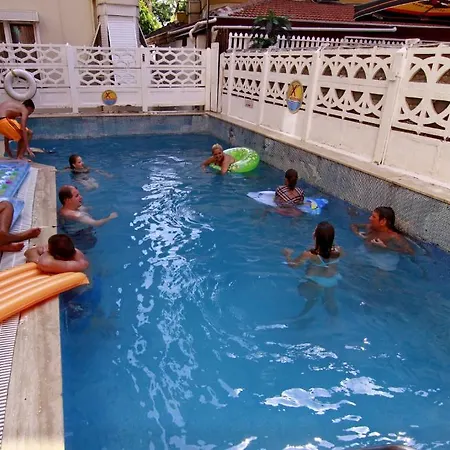 Hotel Kleopatra Bebek Alanya