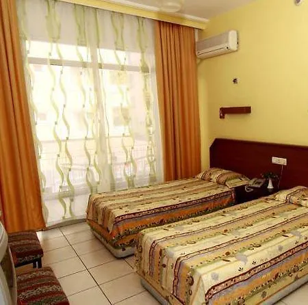 Kleopatra Bebek Готель 2*