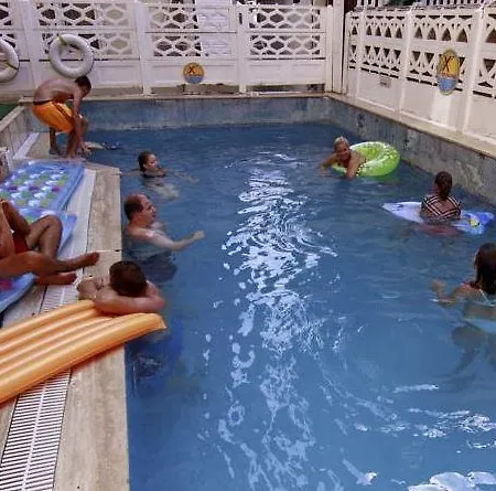 Kleopatra Bebek Hotel 2*