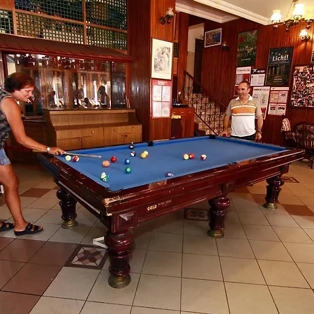 Hotel Kleopatra Bebek 2*