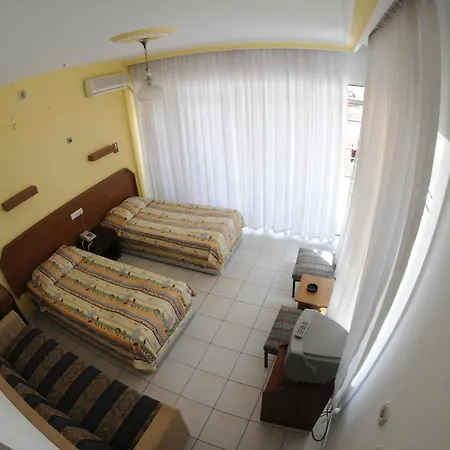 Hotel Kleopatra Bebek 2*